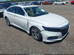 1HGCV1F58JA215128 2018 HONDA ACCORD