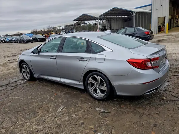 1HGCV1F58JA235198 2018 HONDA ACCORD - Image 2
