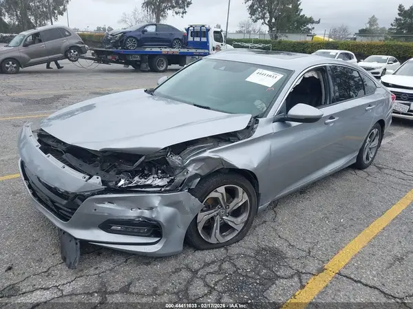 1HGCV1F58JA250333 2018 HONDA ACCORD - Image 2