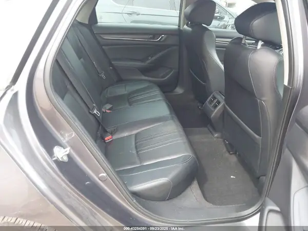 1HGCV1F58JA260943 2018 HONDA ACCORD - Image 8