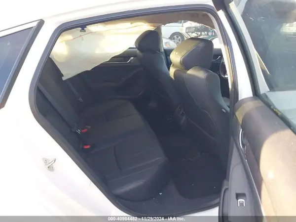 1HGCV1F59JA008666 2018 HONDA ACCORD - Image 8