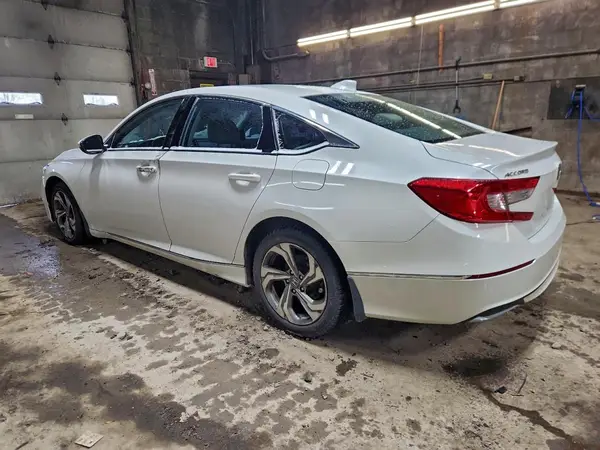 1HGCV1F59JA042543 2018 HONDA ACCORD - Image 2