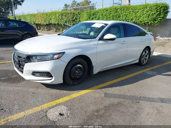 1HGCV1F59JA047211 2018 HONDA ACCORD - Image 2