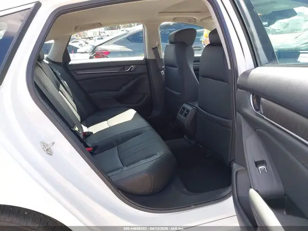 1HGCV1F59JA074005 2018 HONDA ACCORD - Image 8