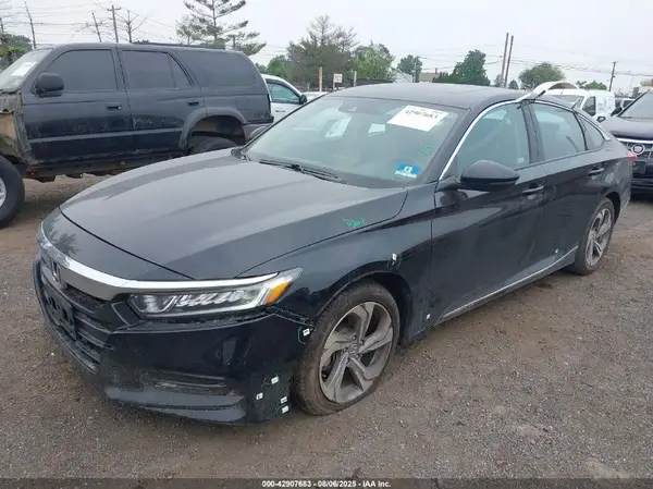 1HGCV1F59JA079284 2018 HONDA ACCORD - Image 2