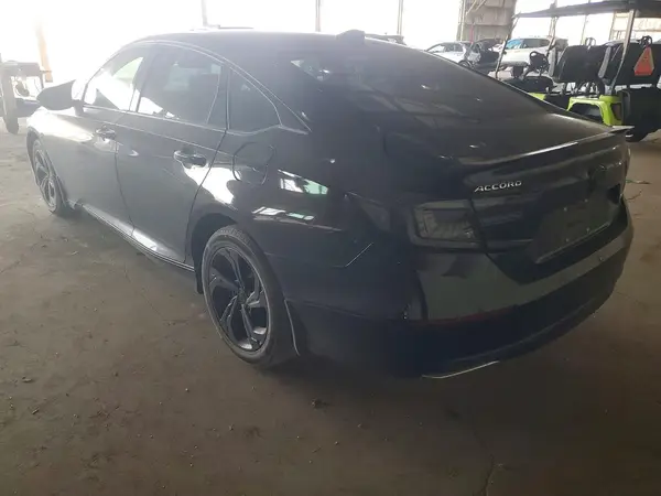 1HGCV1F59JA100277 2018 HONDA ACCORD - Image 2
