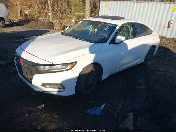 1HGCV1F59JA126698 2018 HONDA ACCORD - Image 2