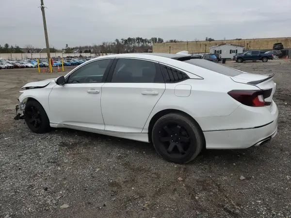 1HGCV1F59JA133909 2018 HONDA ACCORD - Image 2