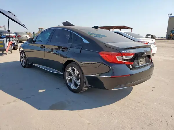 1HGCV1F59JA158213 2018 HONDA ACCORD - Image 2