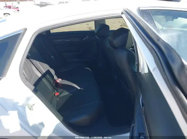 1HGCV1F59KA105738 2019 HONDA ACCORD - Image 8