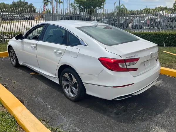 1HGCV1F59LA045803 2020 HONDA ACCORD - Image 2