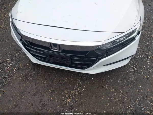2018 HONDA ACCORD auction photo 6