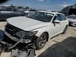 1HGCV1F5XJA054457 2018 HONDA ACCORD