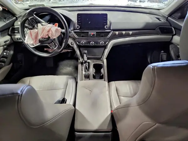 1HGCV1F5XJA070299 2018 HONDA ACCORD - Image 8