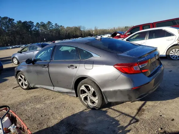 1HGCV1F5XJA070688 2018 HONDA ACCORD - Image 2