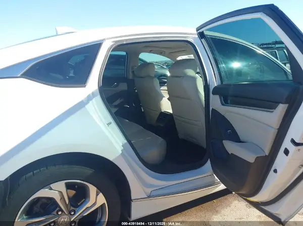 1HGCV1F5XJA125351 2018 HONDA ACCORD - Image 8