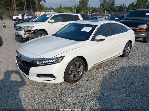 1HGCV1F5XJA125589 2018 HONDA ACCORD - Image 2