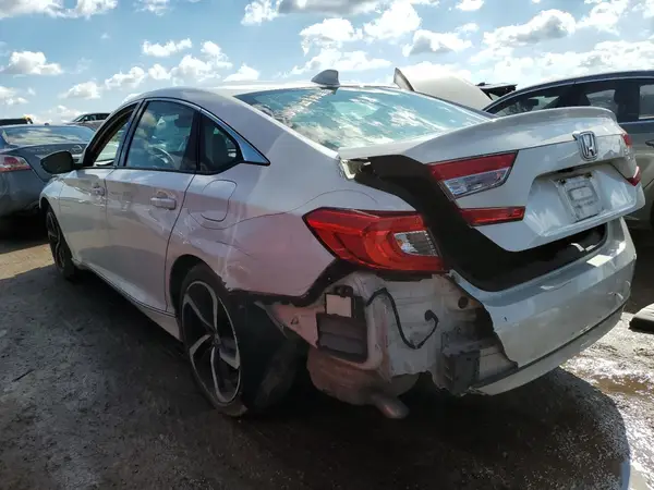 1HGCV1F5XJA135104 2018 HONDA ACCORD - Image 2