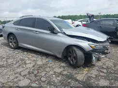 1HGCV1F5XJA163338 2018 HONDA ACCORD