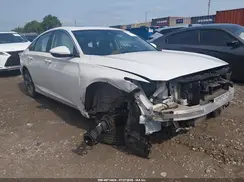 1HGCV1F5XJA240855 2018 HONDA ACCORD