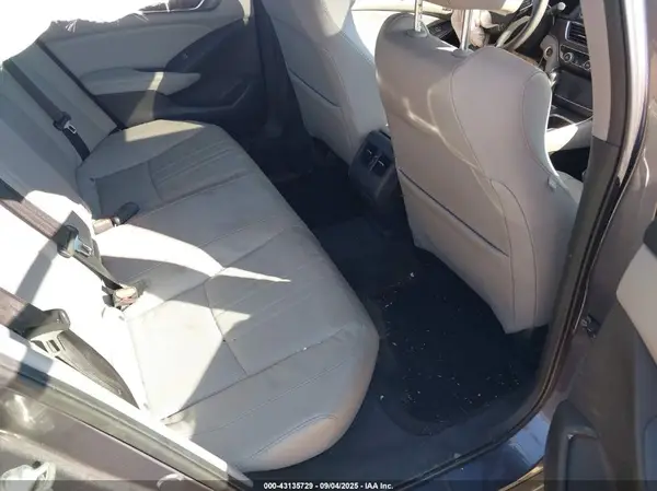 1HGCV1F5XJA245523 2018 HONDA ACCORD - Image 8