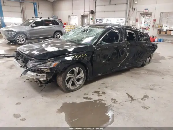 1HGCV1F5XKA020875 2019 HONDA ACCORD - Image 2