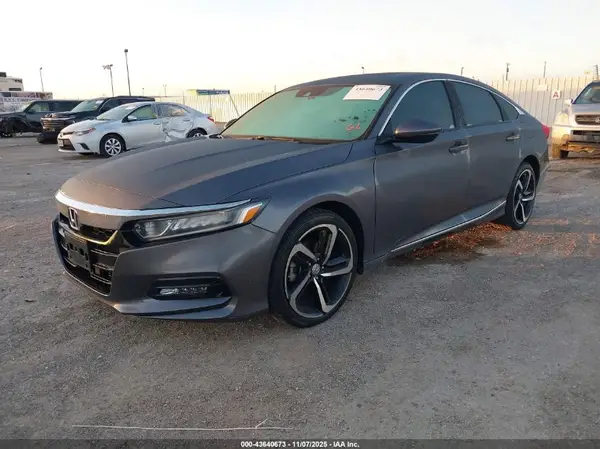 1HGCV1F5XKA158156 2019 HONDA ACCORD - Image 2