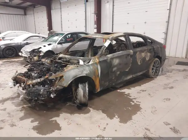 1HGCV1F5XMA057248 2021 HONDA ACCORD - Image 2