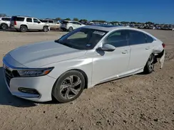 1HGCV1F60JA086939 2018 HONDA ACCORD