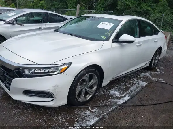 1HGCV1F60JA118420 2018 HONDA ACCORD - Image 2