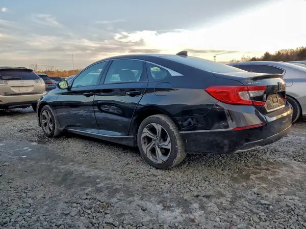 1HGCV1F60JA196776 2018 HONDA ACCORD - Image 2