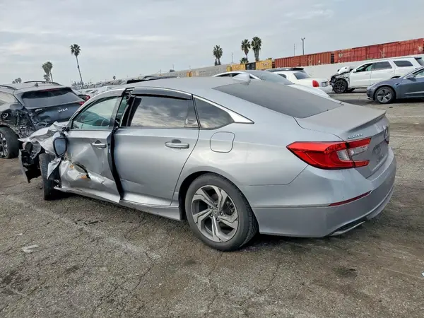 1HGCV1F61JA107815 2018 HONDA ACCORD - Image 2