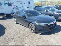 1HGCV1F62JA050704 2018 HONDA ACCORD
