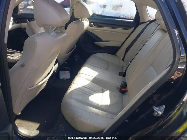 1HGCV1F62JA050704 2018 HONDA ACCORD - Image 8