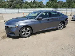 1HGCV1F62JA077823 2018 HONDA ACCORD