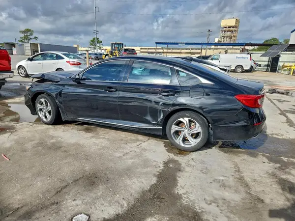 1HGCV1F62JA078521 2018 HONDA ACCORD - Image 2
