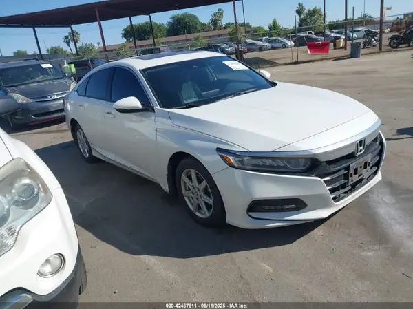 1HGCV1F62JA079782 2018 HONDA ACCORD - Image 1