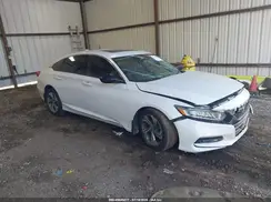 1HGCV1F62JA080981 2018 HONDA ACCORD