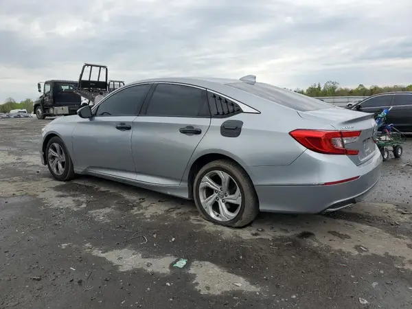 1HGCV1F62JA103482 2018 HONDA ACCORD - Image 2