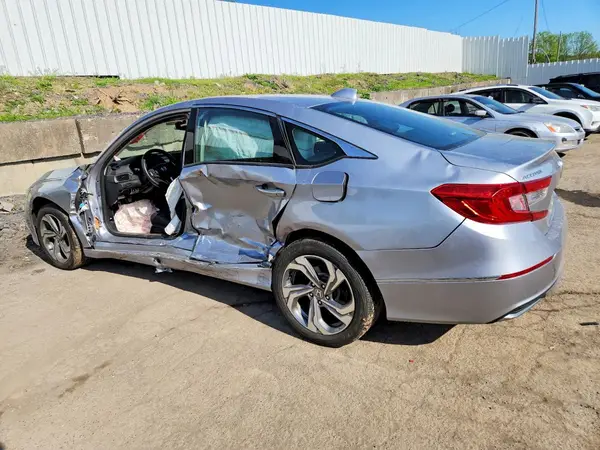 1HGCV1F62JA113820 2018 HONDA ACCORD - Image 2