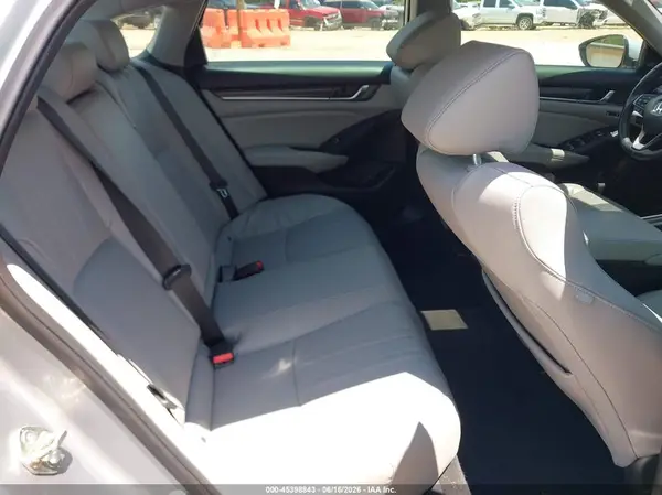 1HGCV1F62JA140662 2018 HONDA ACCORD - Image 8