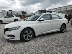 1HGCV1F63JA036813 2018 HONDA ACCORD
