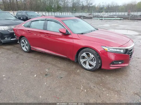1HGCV1F63JA066460 2018 HONDA ACCORD - Image 1