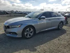 1HGCV1F63JA075921 2018 HONDA ACCORD