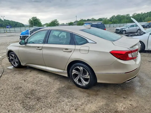 1HGCV1F63JA130898 2018 HONDA ACCORD - Image 2