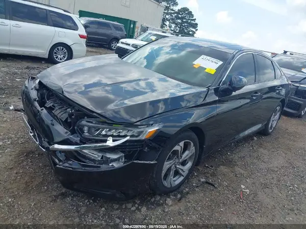 1HGCV1F63JA135776 2018 HONDA ACCORD - Image 2
