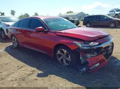 1HGCV1F63JA196822 2018 HONDA ACCORD