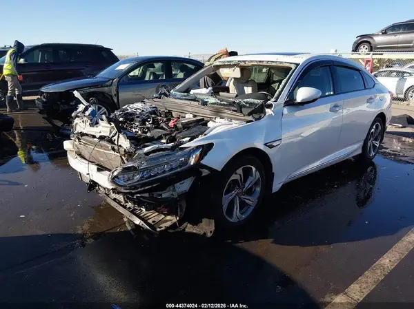 1HGCV1F64JA084336 2018 HONDA ACCORD - Image 2