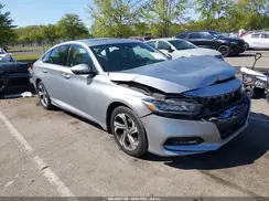 1HGCV1F64JA113821 2018 HONDA ACCORD