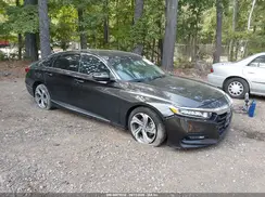 1HGCV1F65JA033640 2018 HONDA ACCORD